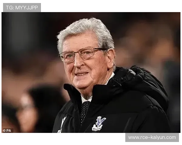 雨中指挥的格拉斯纳，水晶宫防线的建筑师