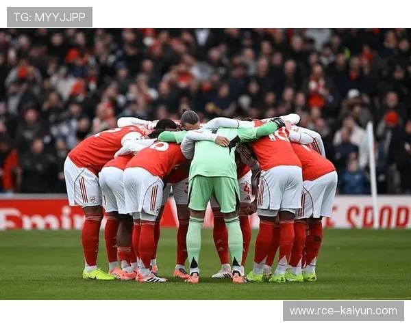 英超圣诞冠军魔咒持续，阿森纳能否打破历史首夺冠军？。